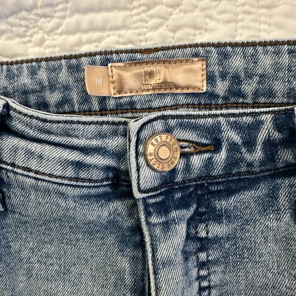 Kut from the Kloth Light Blue Distressed Straight Leg Jeans - Picture 3 of 7